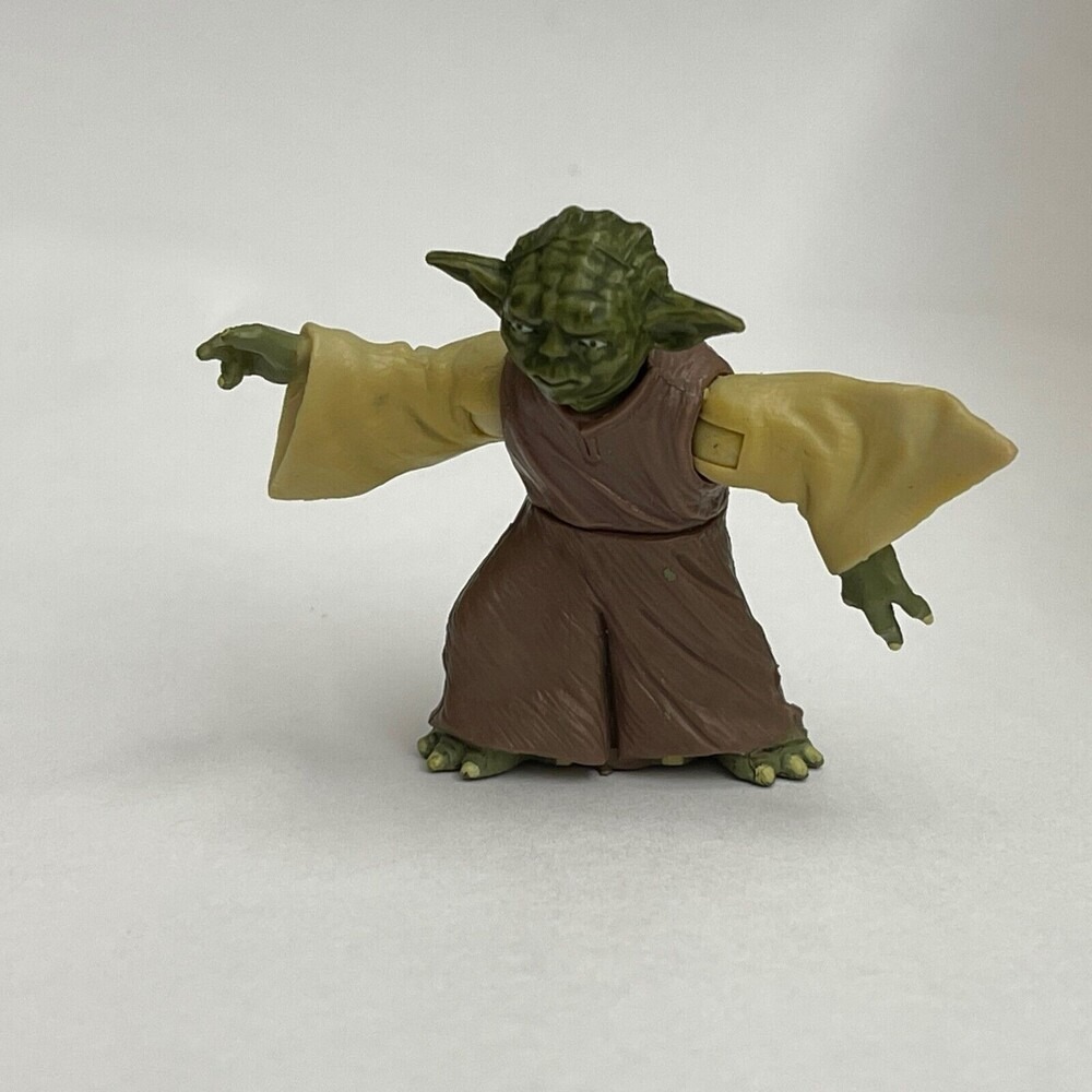 Hasbro LFL Star Wars Yoda 2001 Figure 1 5/8" Tall‎